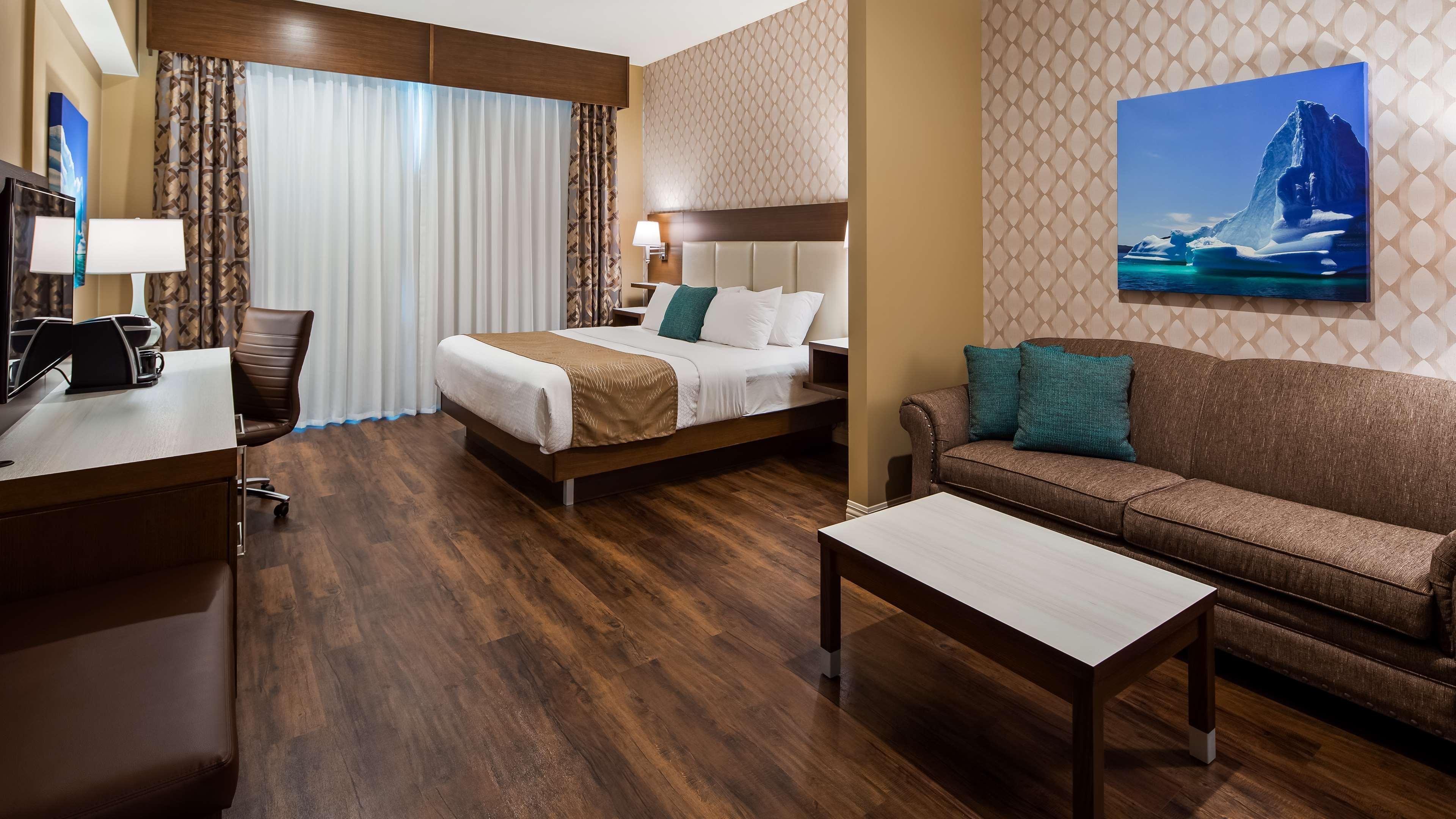 Best Western Plus St. John'S Airport Hotel And Suites Exterior photo