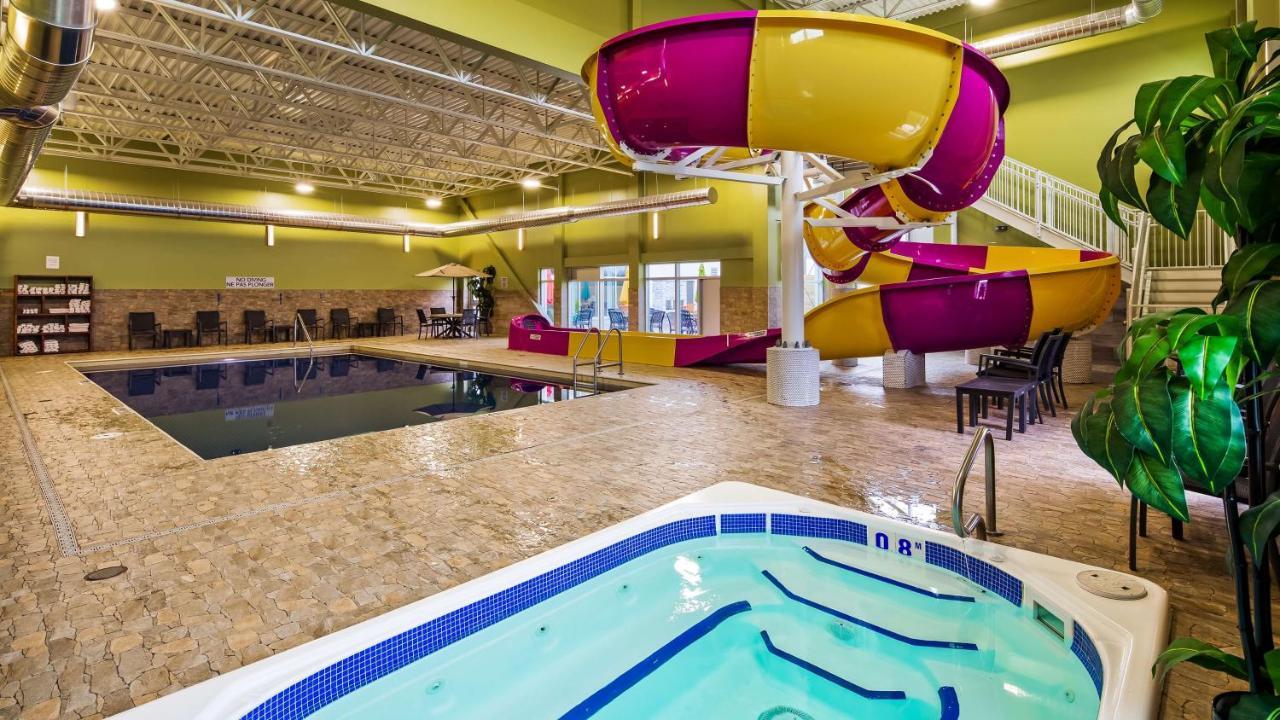 Best Western Plus St. John'S Airport Hotel And Suites Exterior photo
